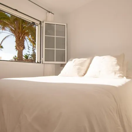 Casa de Férias Tunos 83 *