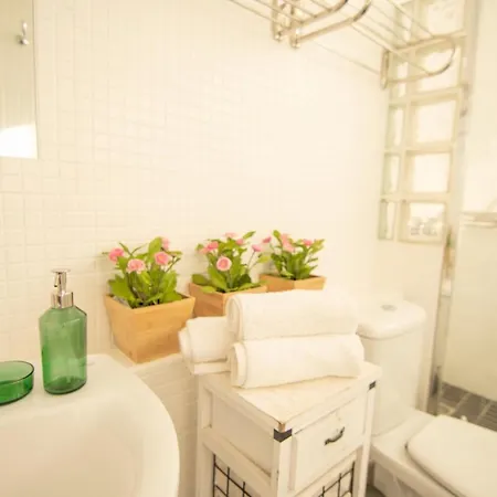 度假居 Tunos 83 *