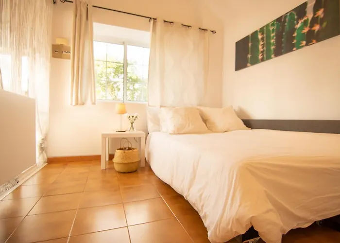 Tunos 83 بيت للعطل